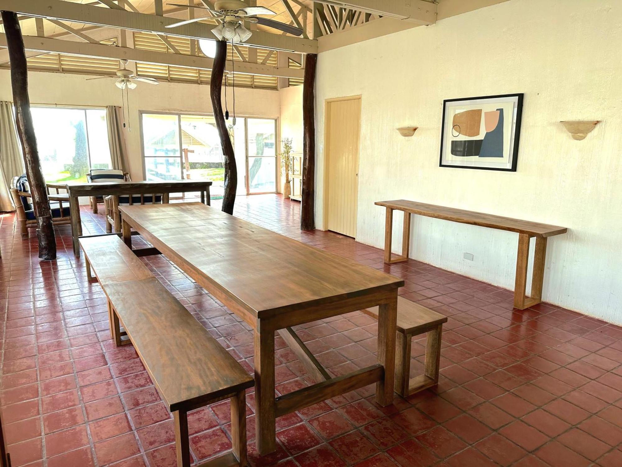White House, Batangas Villa Lian Luaran gambar